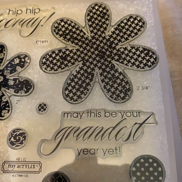 Horray Bouquet stamp set - Picture 4 of 8